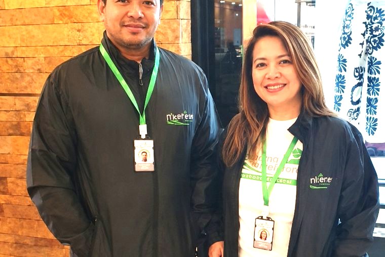Personal de Mantiene en las instalaciones de un cliente